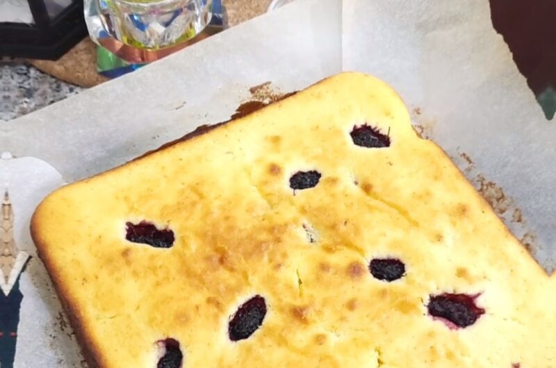 Lemon Mulberry Cake